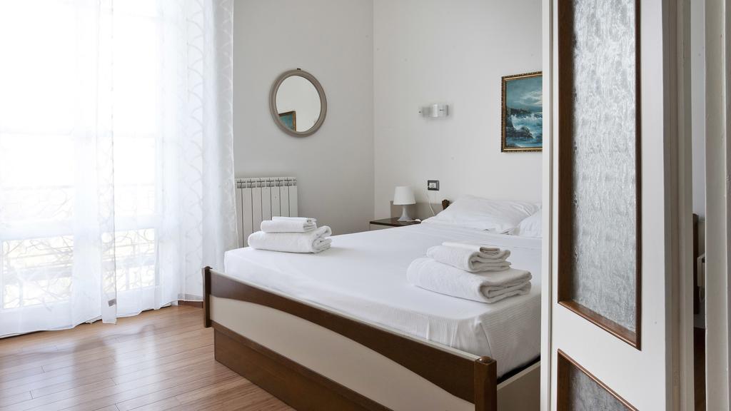 Italianway-Piazza Firenze Apartment มิลาน ภายนอก รูปภาพ